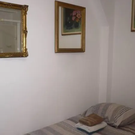 Διαμέρισμα En Plein Centre Historique Et Pietonnier *